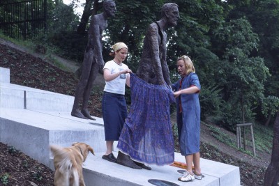 Crossdressing, event documentation, Prague, 2002