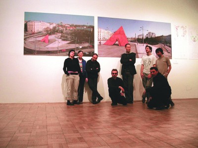 Pode Bal members and collaborators in front of the installation in Niemandsland, Künstlerhaus Vienna, 2004